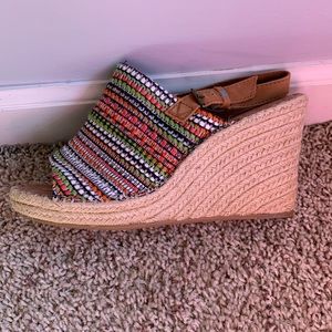 Women’s Tom’s wedges